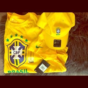 Men’s Nike T-shirt/Hat